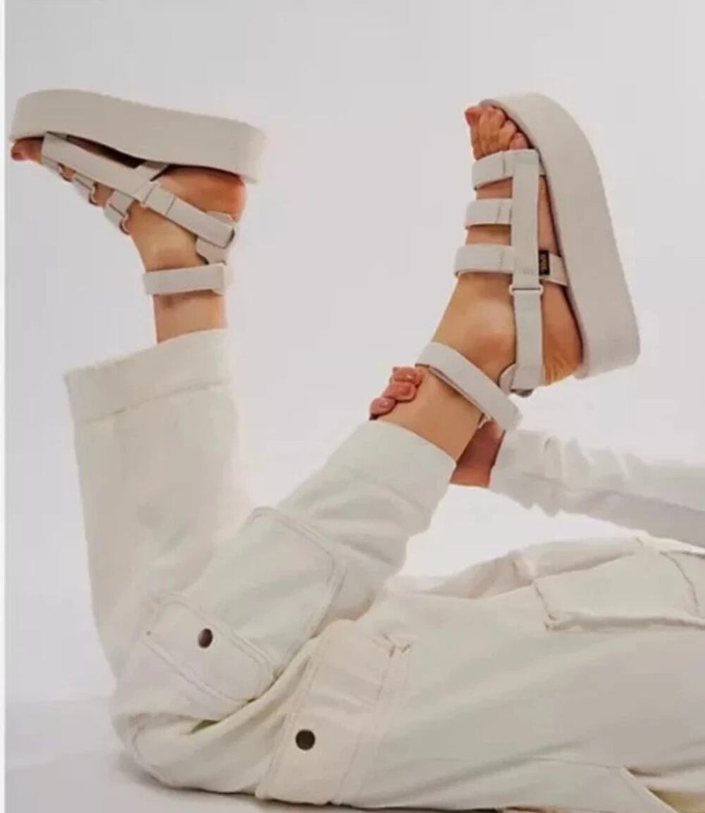 New TEVA Platform MEVIA Birch GLADIATOR Chunky Walking Sandals SIZE 10